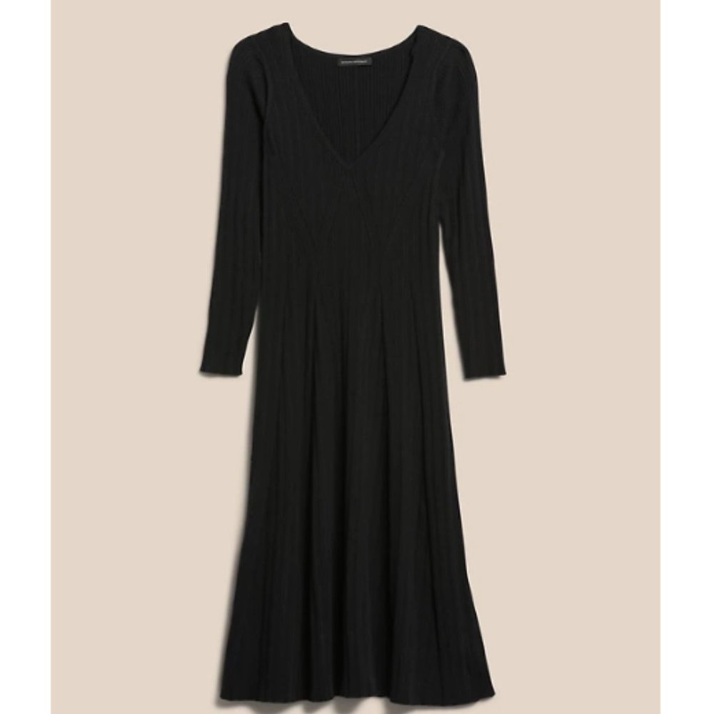 NWT Banana Republic Ribbed V-Neck Sweater Dress M 8 / 10 Black F931